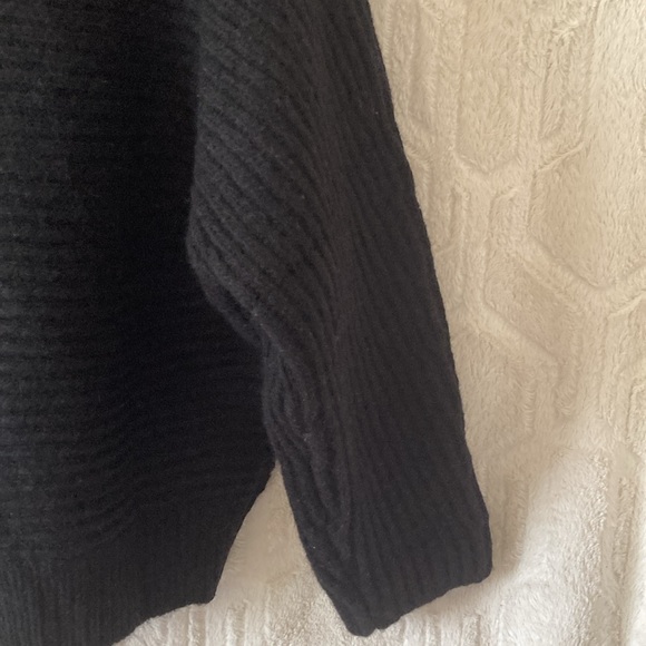 NWT Nordstrom Cropped Turtleneck Sweater - Picture 9 of 10